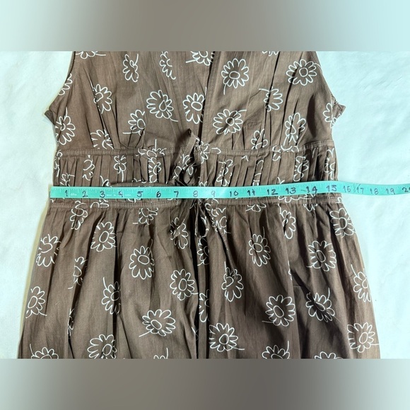 FAITHFUL the BRAND Chocolate brown MARTA daisy print deep V Midi Dress size 8 - Picture 11 of 14